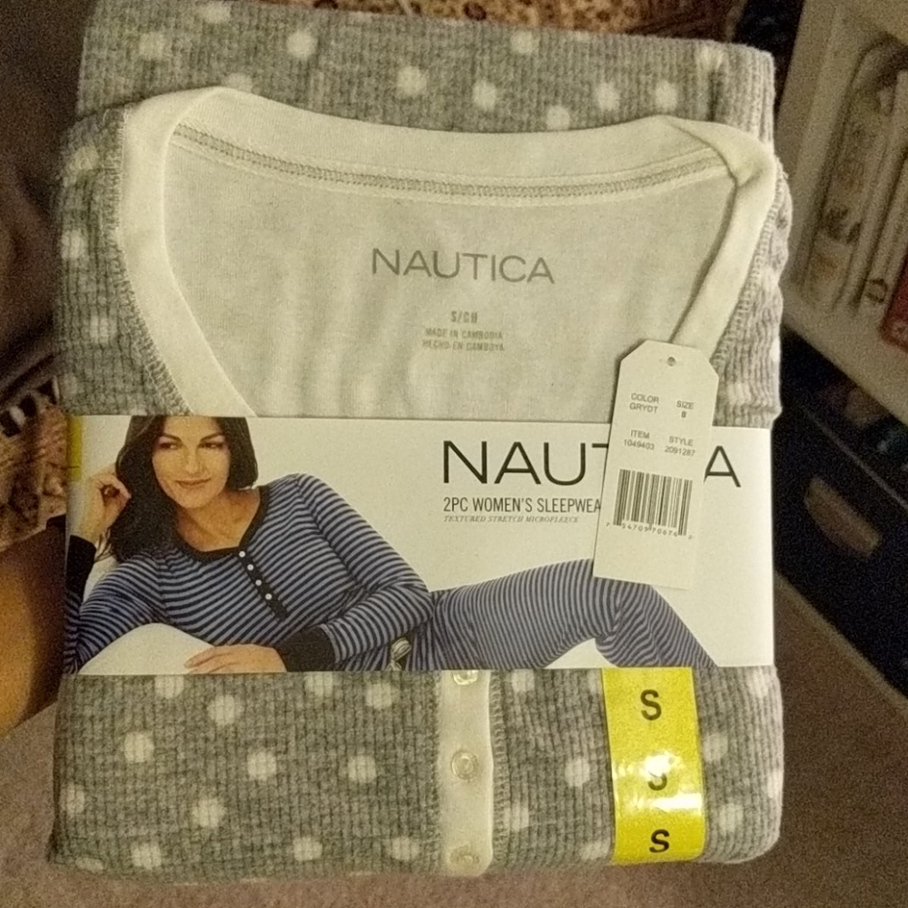 nwt cozy grey sleepwear/pj set